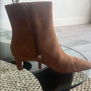 J Crew! Brand NEW sueded snip toe booties